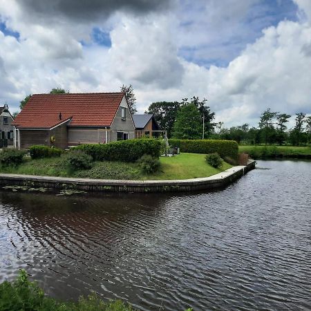 Waterhuis Friesland Oudwoude ภายนอก รูปภาพ