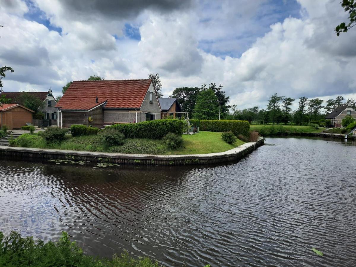 Waterhuis Friesland Oudwoude ภายนอก รูปภาพ