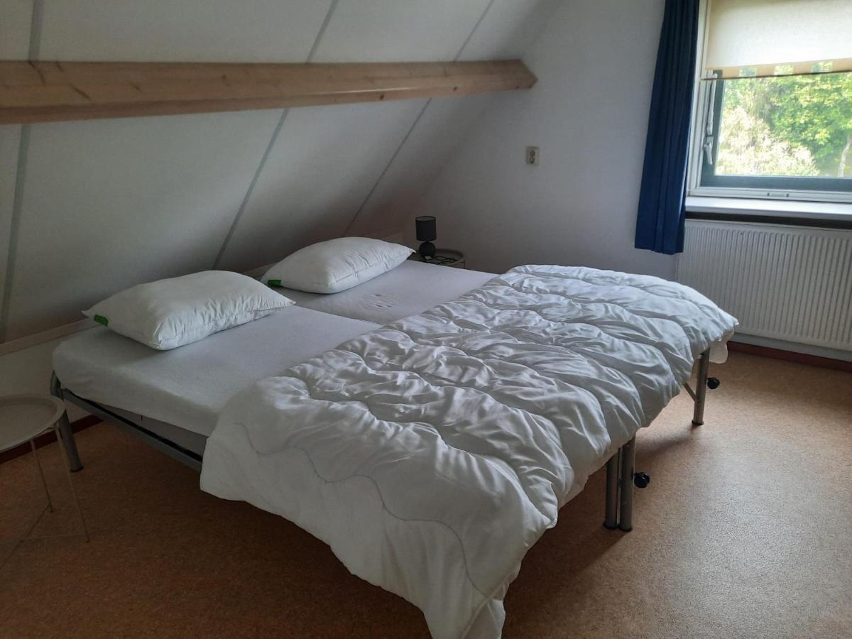 Waterhuis Friesland Oudwoude ภายนอก รูปภาพ