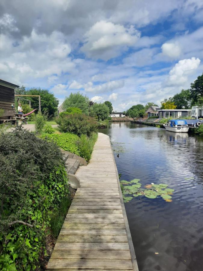 Waterhuis Friesland Oudwoude ภายนอก รูปภาพ