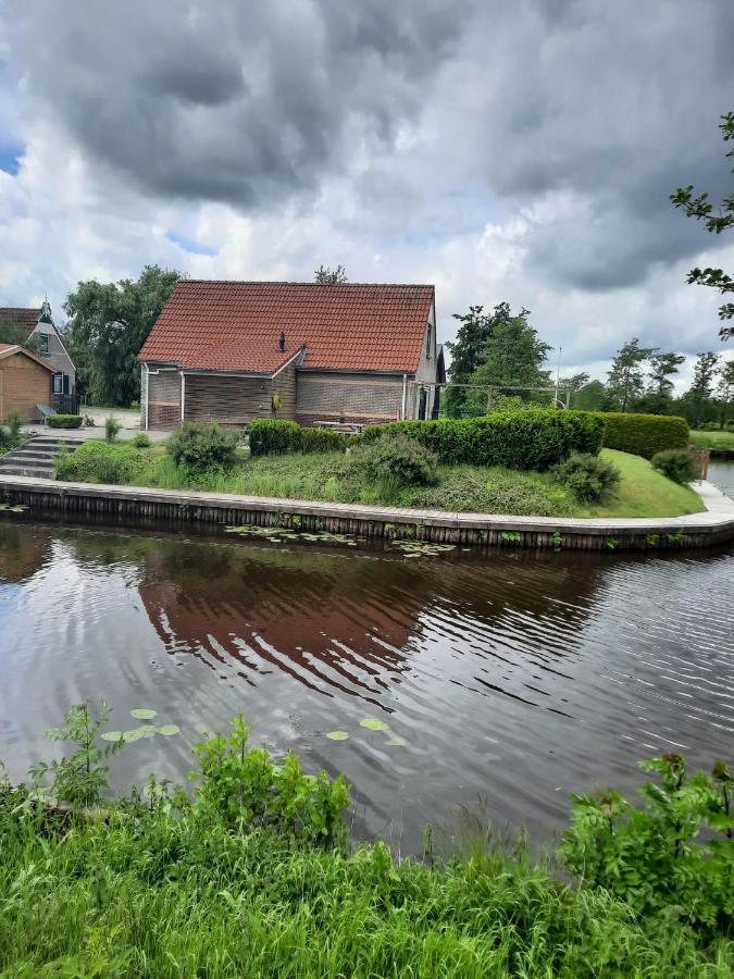Waterhuis Friesland Oudwoude ภายนอก รูปภาพ